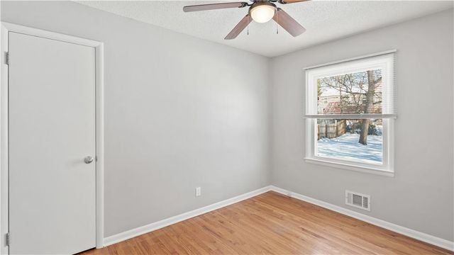 8131 McGee Street, Kansas City, MO 64114