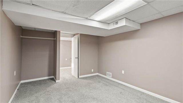 8131 McGee Street, Kansas City, MO 64114