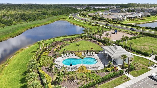 8494 SNOWFALL STREET, Sarasota, FL 34241