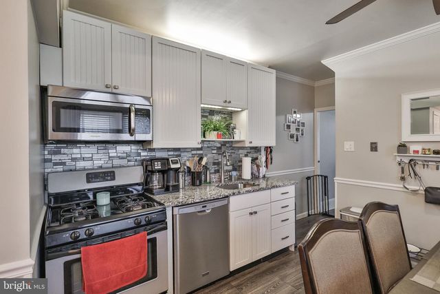 459 N OSWEGO ST, Allentown, PA 18109