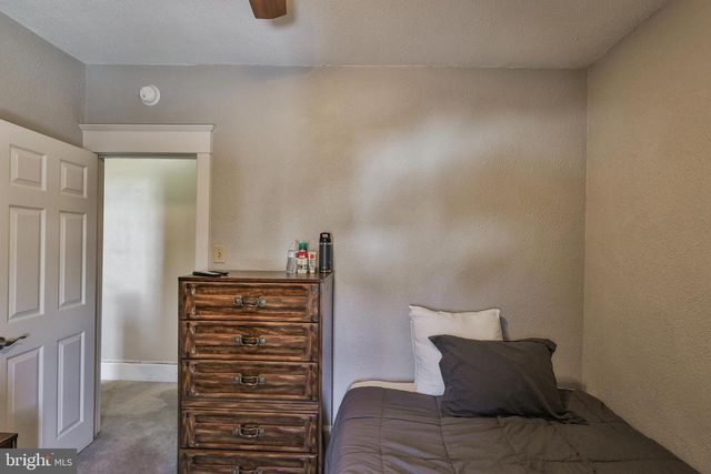 459 N OSWEGO ST, Allentown, PA 18109