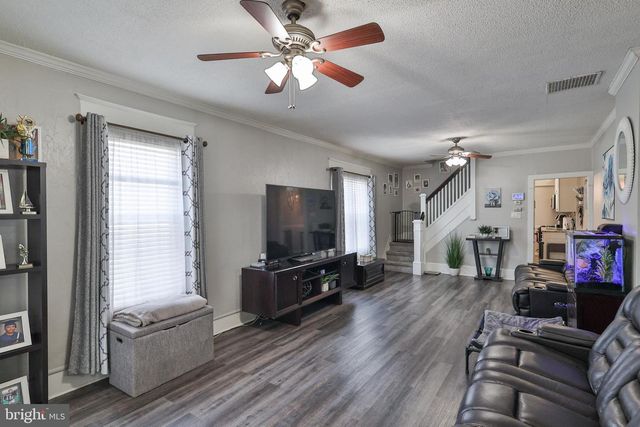 459 N OSWEGO ST, Allentown, PA 18109