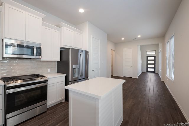 13226 Fantine Fields, San Antonio, TX 78253