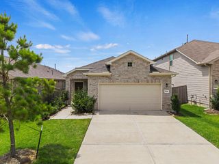 334 Maple Bark Trail, Conroe, TX 77378