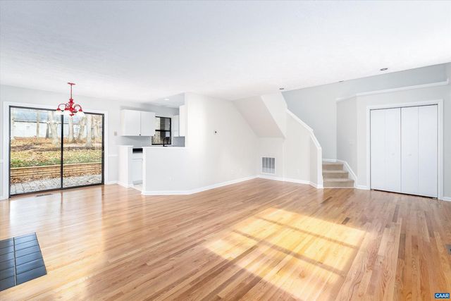 23 STONEWALL RD, Palmyra, VA 22963