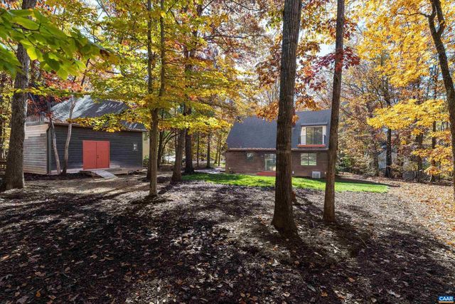 23 STONEWALL RD, Palmyra, VA 22963