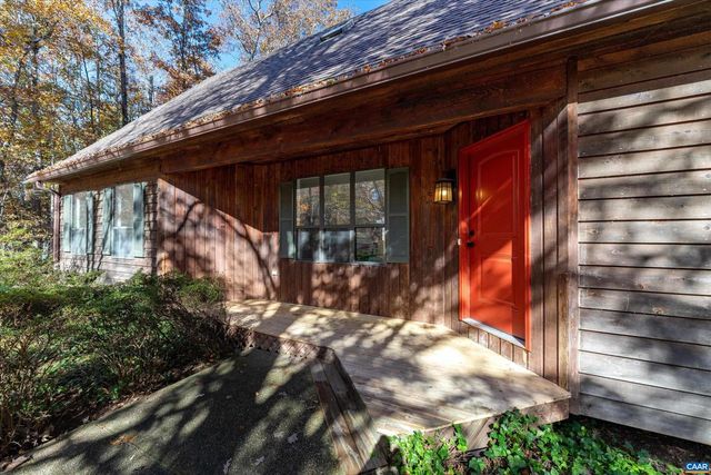 23 STONEWALL RD, Palmyra, VA 22963