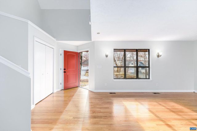 23 STONEWALL RD, Palmyra, VA 22963