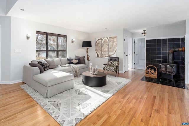 23 STONEWALL RD, Palmyra, VA 22963