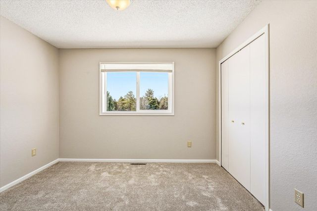 34680 Kale Lane, North Branch, MN 55056