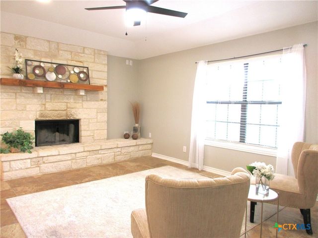 665 Center Street, New Braunfels, TX 78130