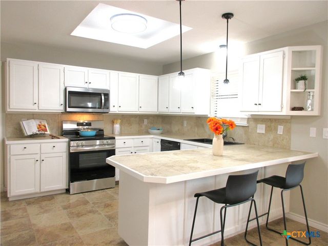 665 Center Street, New Braunfels, TX 78130