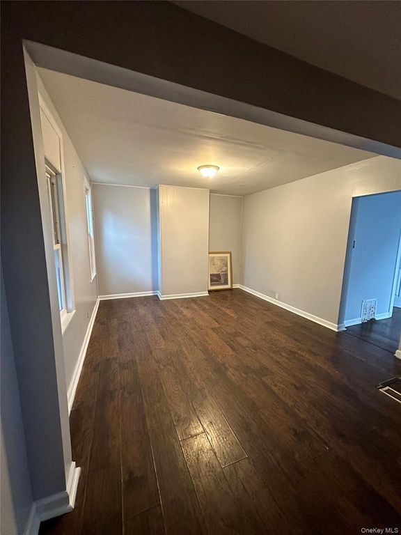 39 Spruce Street, Poughkeepsie, NY 12601