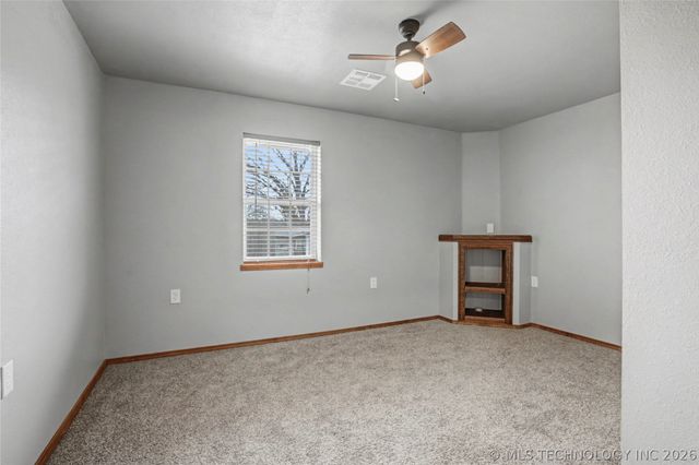 15905 S 257th West Avenue, Kellyville, OK 74039