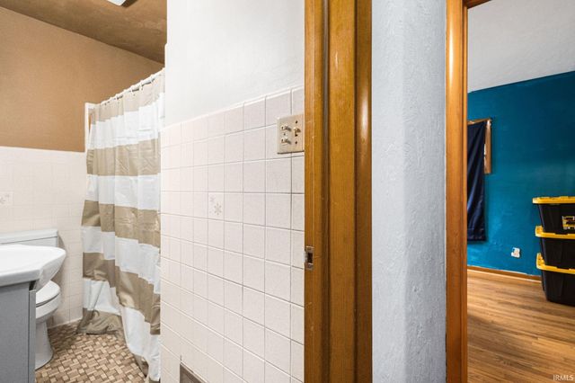 236 Donmoyer Avenue, South Bend, IN 46614