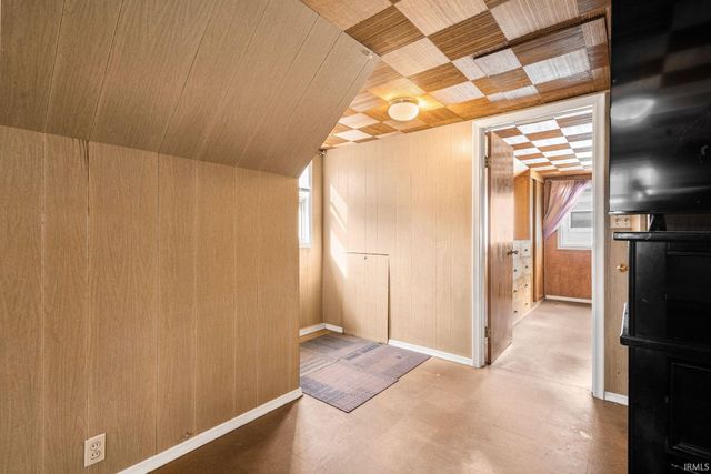 236 Donmoyer Avenue, South Bend, IN 46614