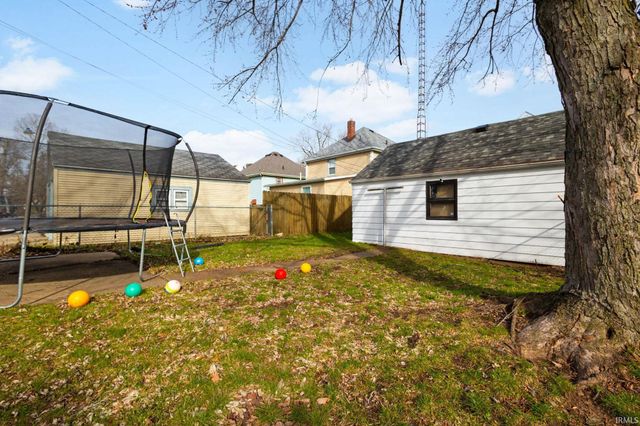 236 Donmoyer Avenue, South Bend, IN 46614