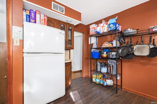 236 Donmoyer Avenue, South Bend, IN 46614