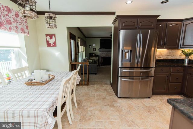 3 HEDGEROW LN, Horsham, PA 19044