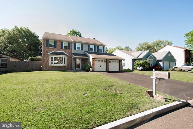 3 HEDGEROW LN, Horsham, PA 19044