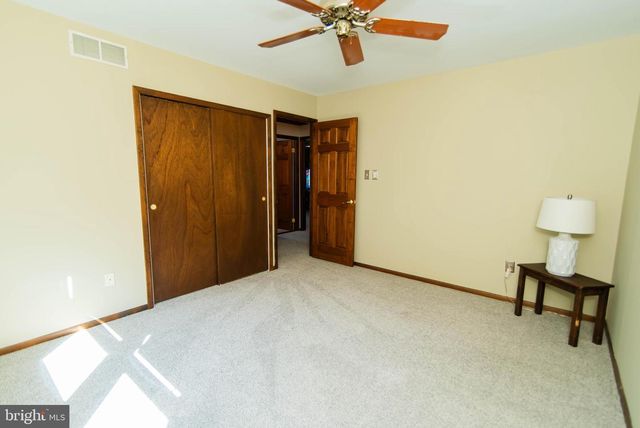 3 HEDGEROW LN, Horsham, PA 19044