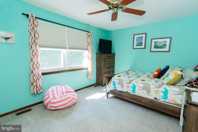 3 HEDGEROW LN, Horsham, PA 19044