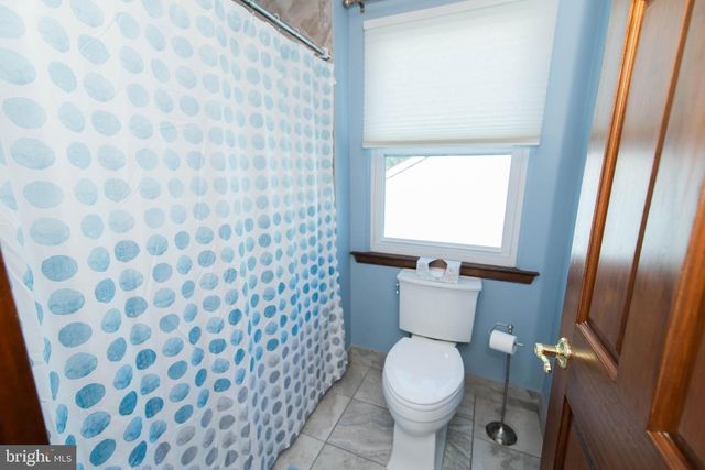 3 HEDGEROW LN, Horsham, PA 19044