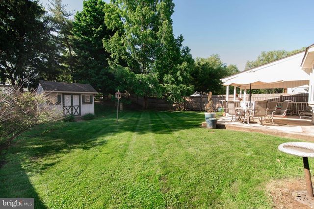 3 HEDGEROW LN, Horsham, PA 19044