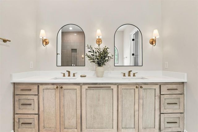 8200 Sacred Forest, Arcadia, OK 73007