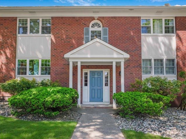 80 Bon Aire Circle R12, Suffern, NY 10901