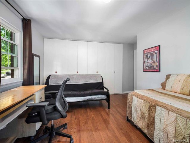 80 Bon Aire Circle R12, Suffern, NY 10901