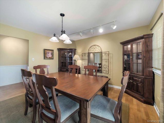80 Bon Aire Circle R12, Suffern, NY 10901