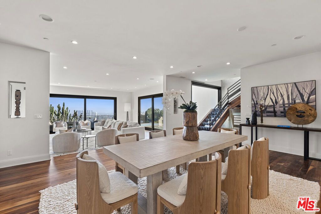 9330 Beverly Crest Drive, Beverly Hills, CA 90210 — photo 2