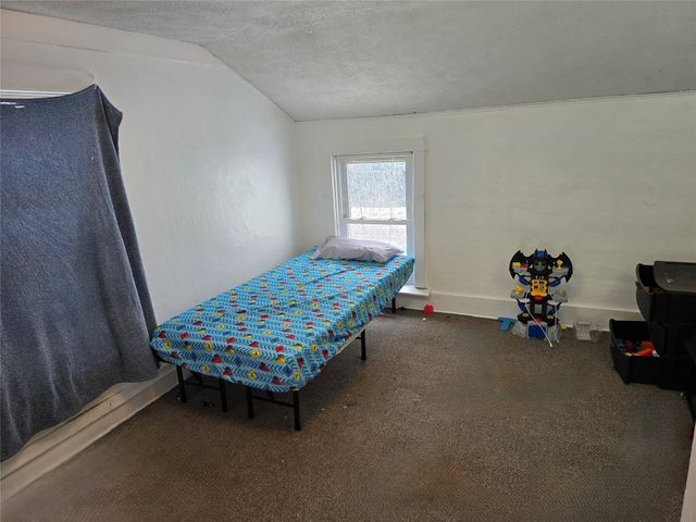 114 E PLUM Street, Edinboro, PA 16412