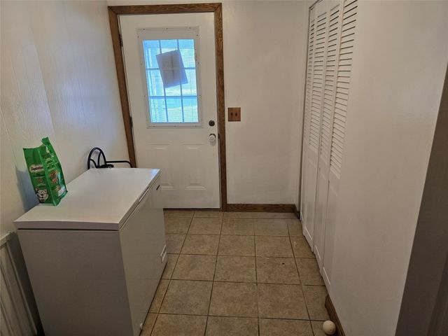 114 E PLUM Street, Edinboro, PA 16412