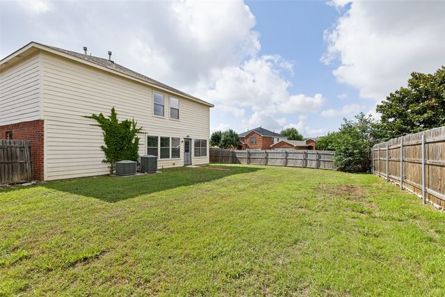 6701 Thaxton Trail, Fort Worth, TX 76137