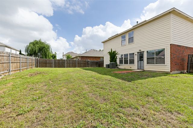 6701 Thaxton Trail, Fort Worth, TX 76137