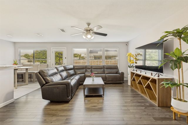 6701 Thaxton Trail, Fort Worth, TX 76137