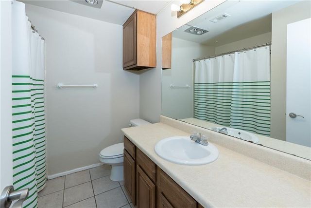 806 W 24th ST 103, Austin, TX 78705