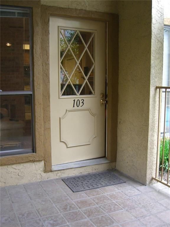 806 W 24th ST 103, Austin, TX 78705