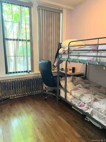 85 Louisa Street 1, Brooklyn, NY 11218