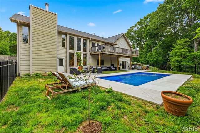 2773 Woodson Drive, Columbia, IL 62236