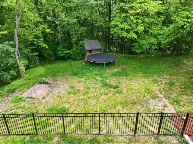 2773 Woodson Drive, Columbia, IL 62236