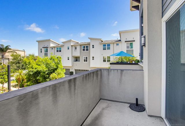 6074 Colt Pl 104, Carlsbad, CA 92009