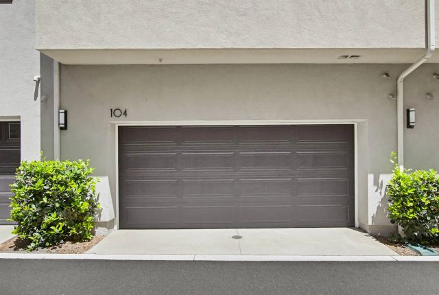 6074 Colt Pl 104, Carlsbad, CA 92009