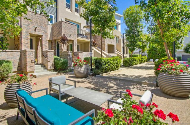 6074 Colt Pl 104, Carlsbad, CA 92009