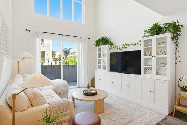 6074 Colt Pl 104, Carlsbad, CA 92009