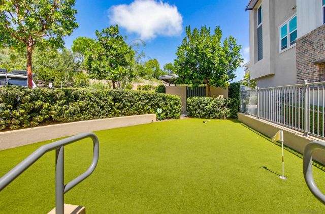 6074 Colt Pl 104, Carlsbad, CA 92009