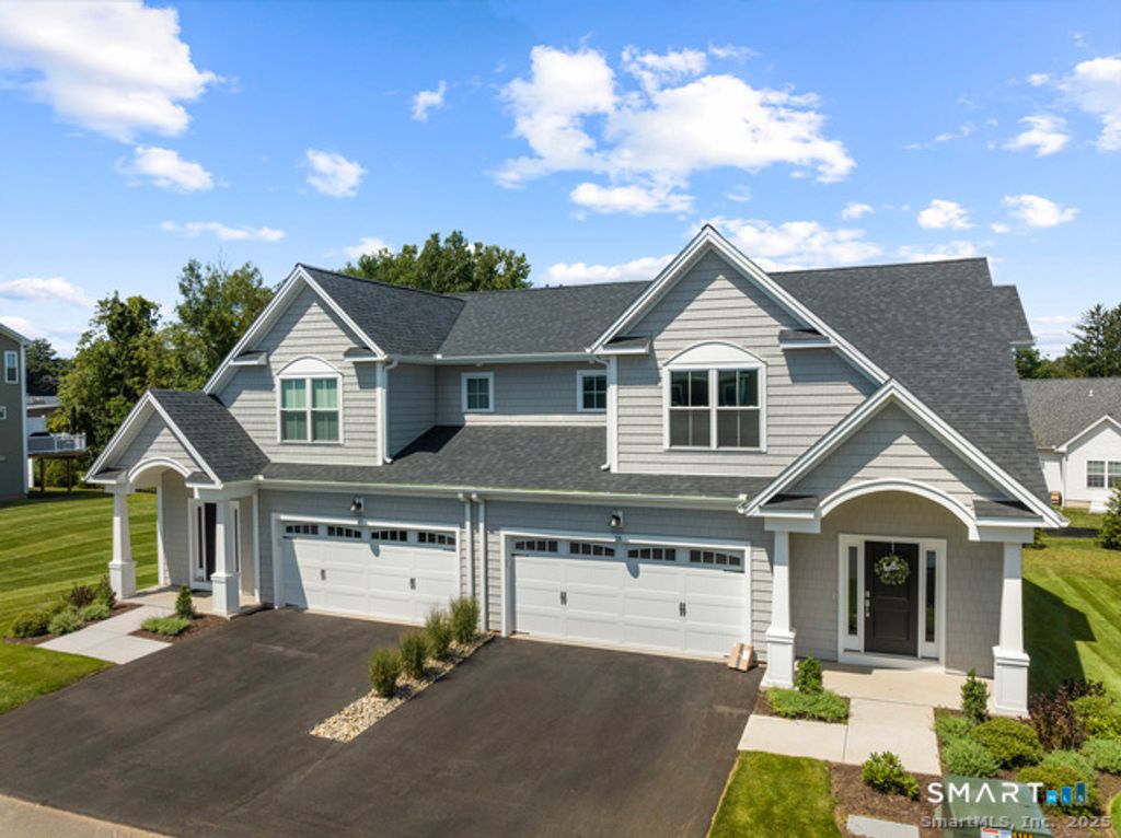 30 Soderman Way 30, Cheshire, CT 06410