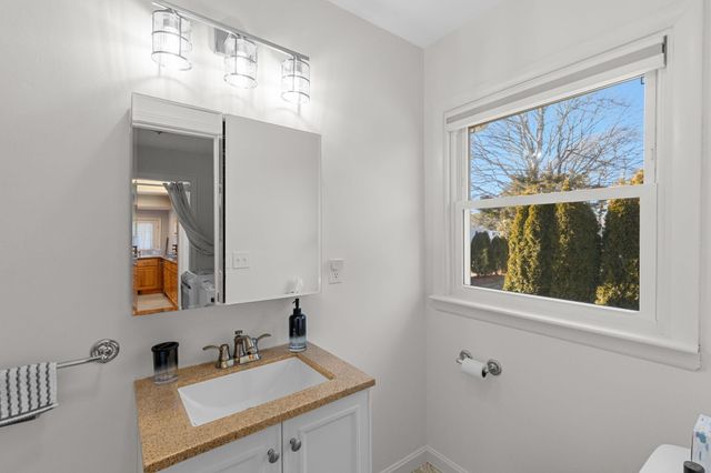 108 Lucerne Avenue, Falmouth, MA 02540